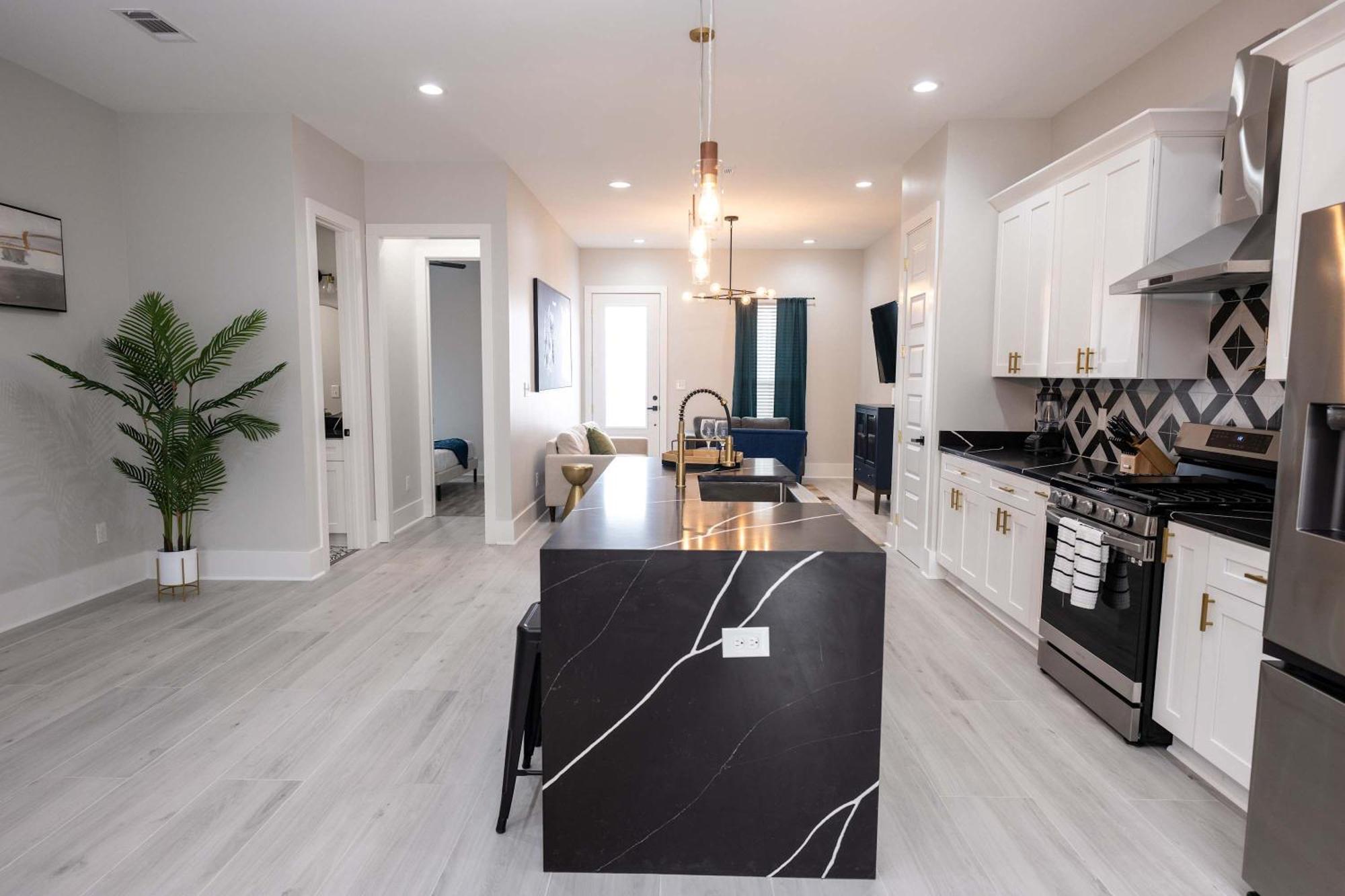 Esplanade Magic Apartment Ню Орлиънс Екстериор снимка